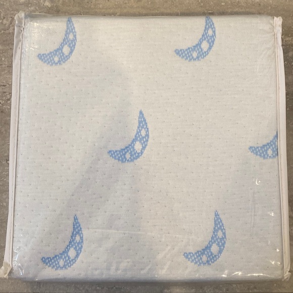 Sleep Stature Pillow Cover - Picture 2 of 2